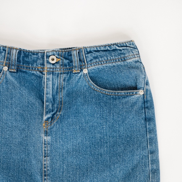 Vintage Gap Jean Mini Skirt - Picture 4 of 6